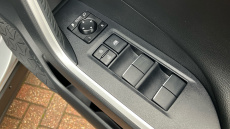 Toyota RAV4 2.5 VVT-i Hybrid Design 5dr CVT 2WD Hybrid Estate